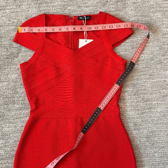 NWT Bella Barnett Bodycon Red Midi Dress Womans SZ. 6 Bandage Dress Holiday - Picture 9 of 14